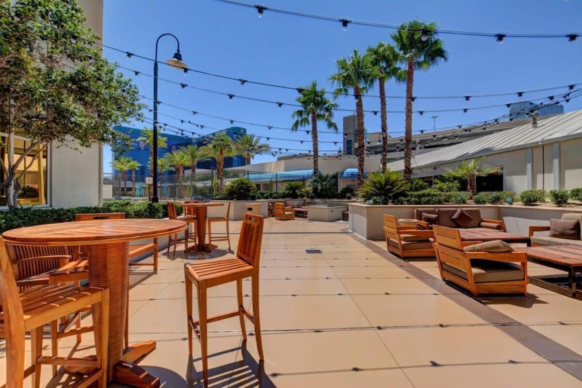 Signature 2br3ba Balcony Combo Units 18-701 And 03 Сasa de vacaciones Las Vegas